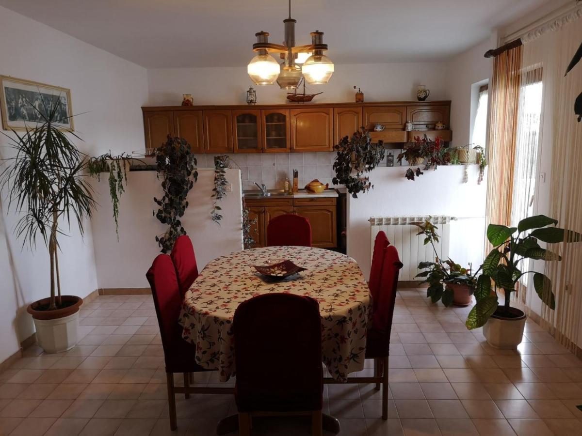 Apartments With A Parking Space Kampor, Rab - 5032 Extérieur photo