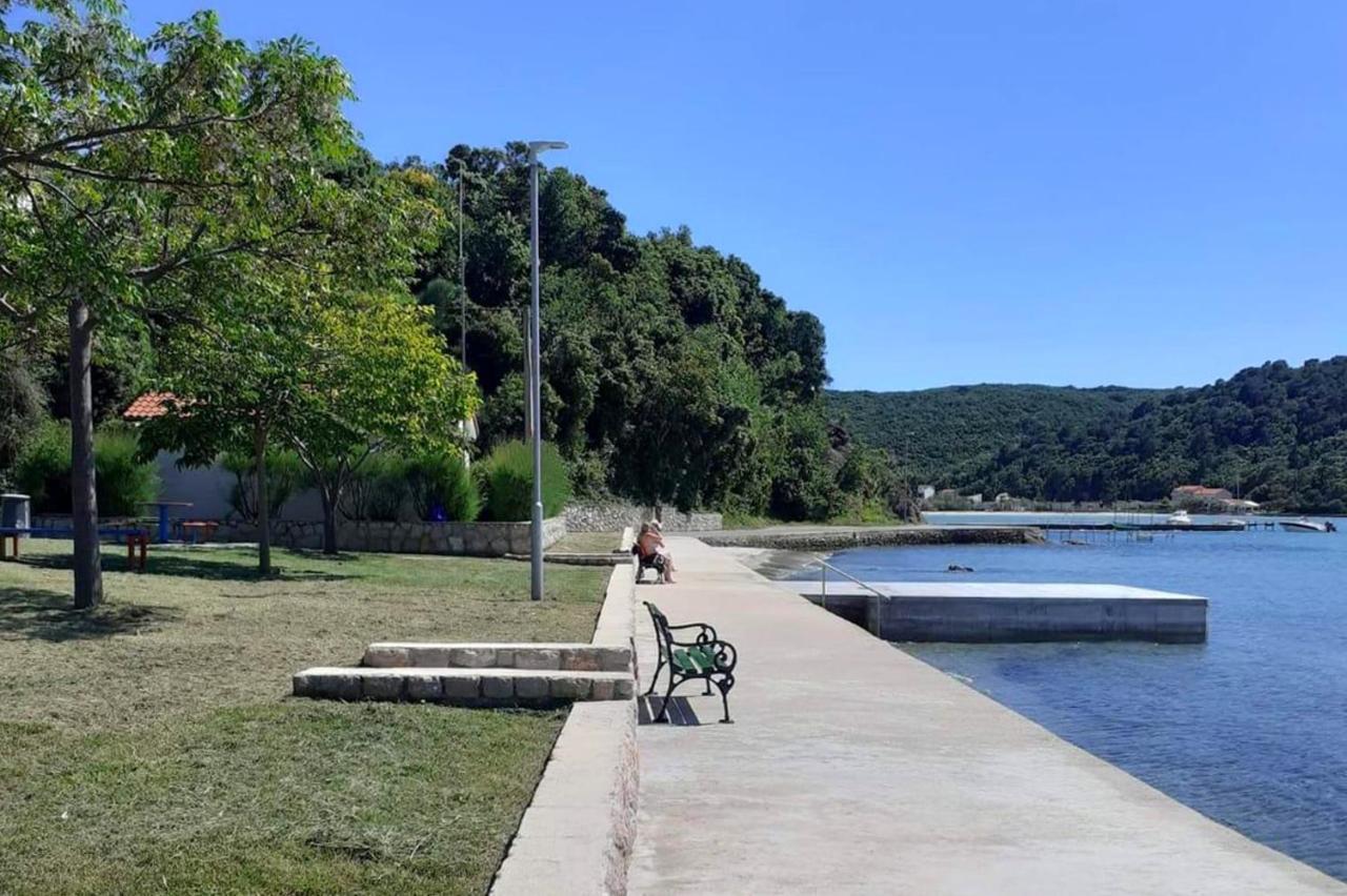 Apartments With A Parking Space Kampor, Rab - 5032 Extérieur photo